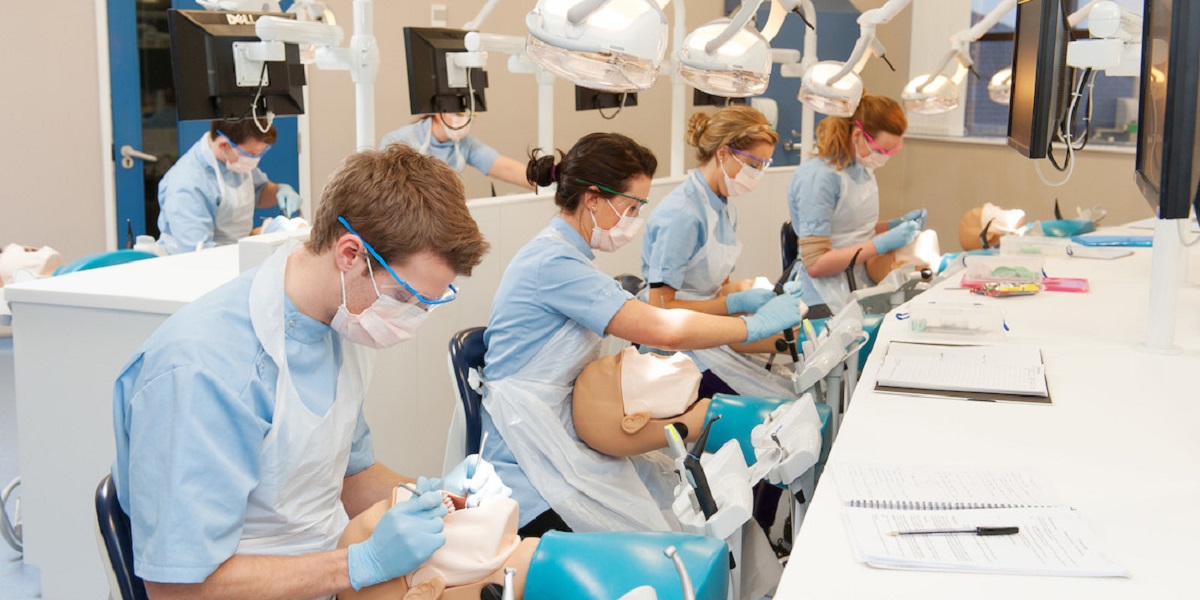 آزمون ملی دندانپزشکی