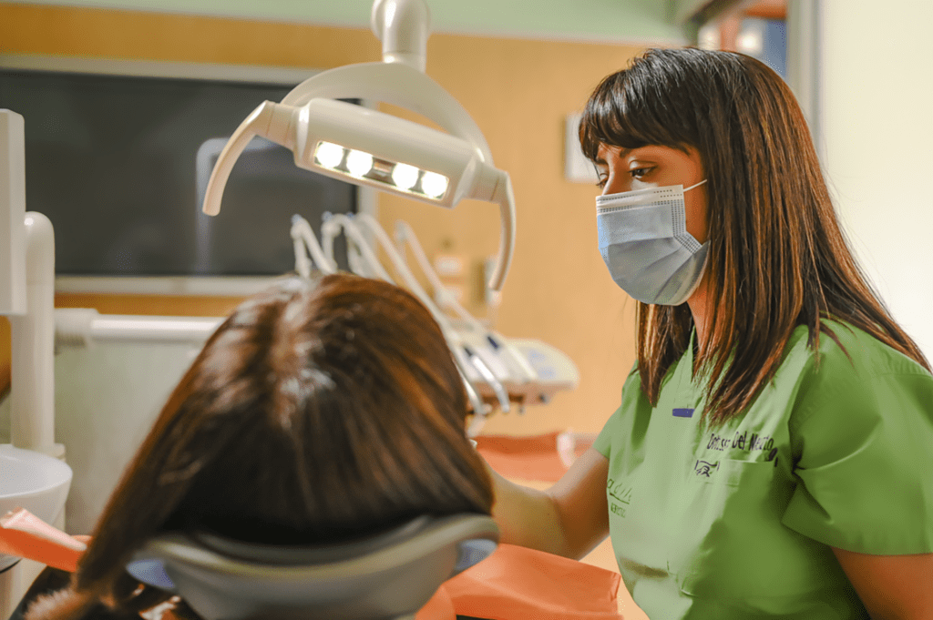 درآمد دندانپزشکی در ایتالیا چقدر است؟ 